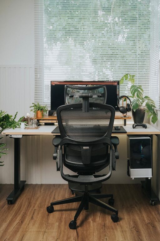 Tips for Creating a Cozy and Productive Home Office Space